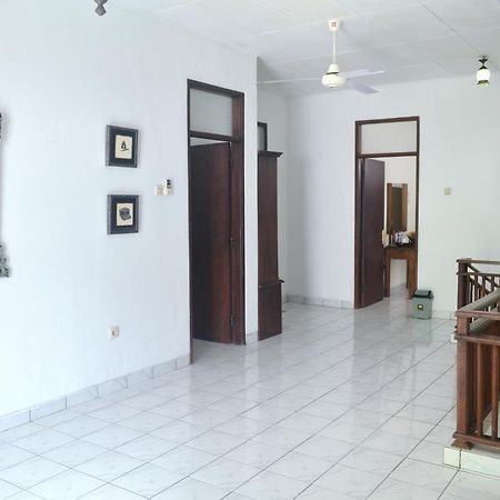 Omah Timoho Homestay Джокякарта Екстериор снимка